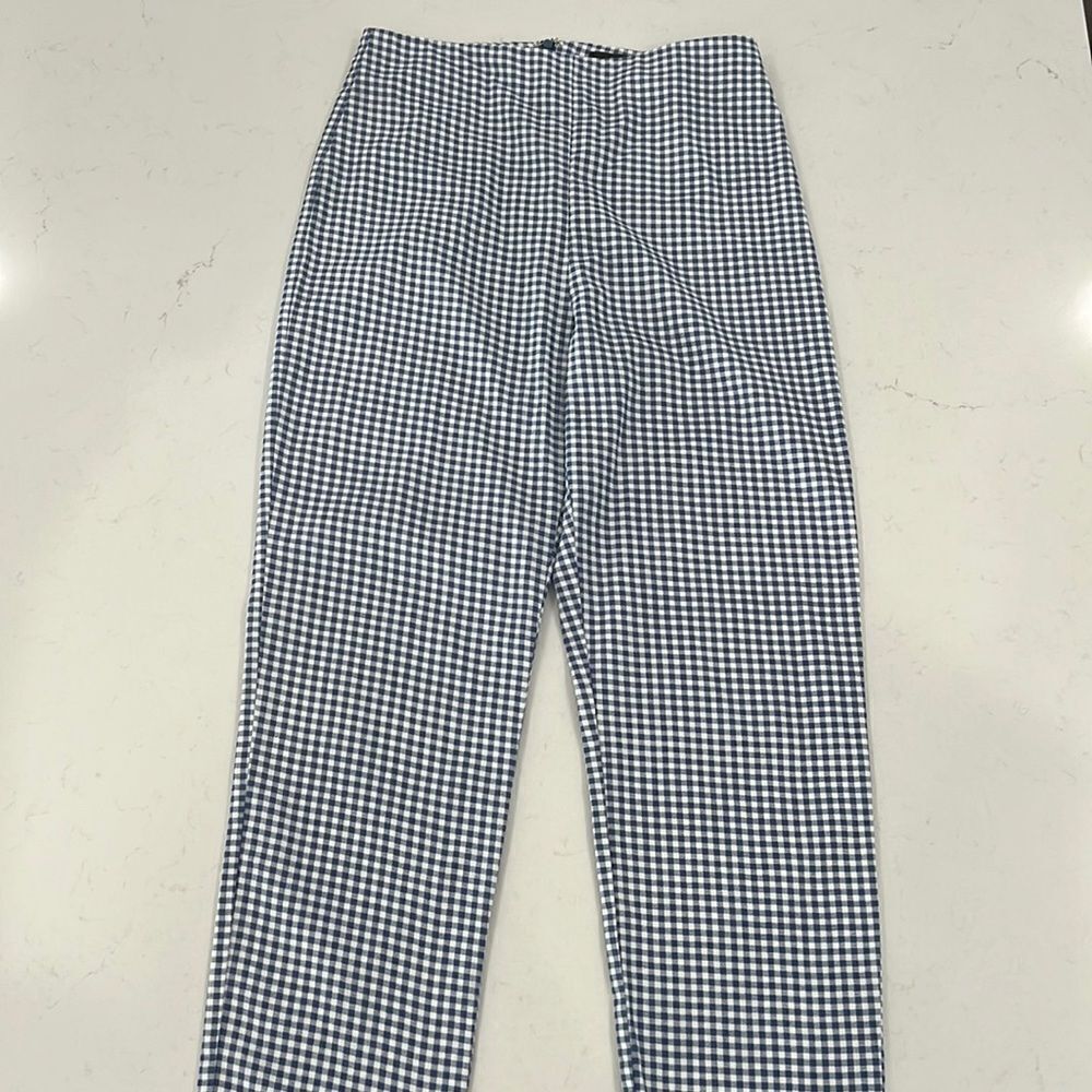 Lulus white/blue stretch capris